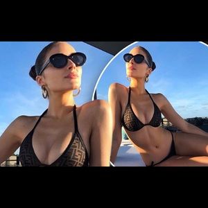Le Specs Fluxus Sunglasses as seen on Olivia Culpo